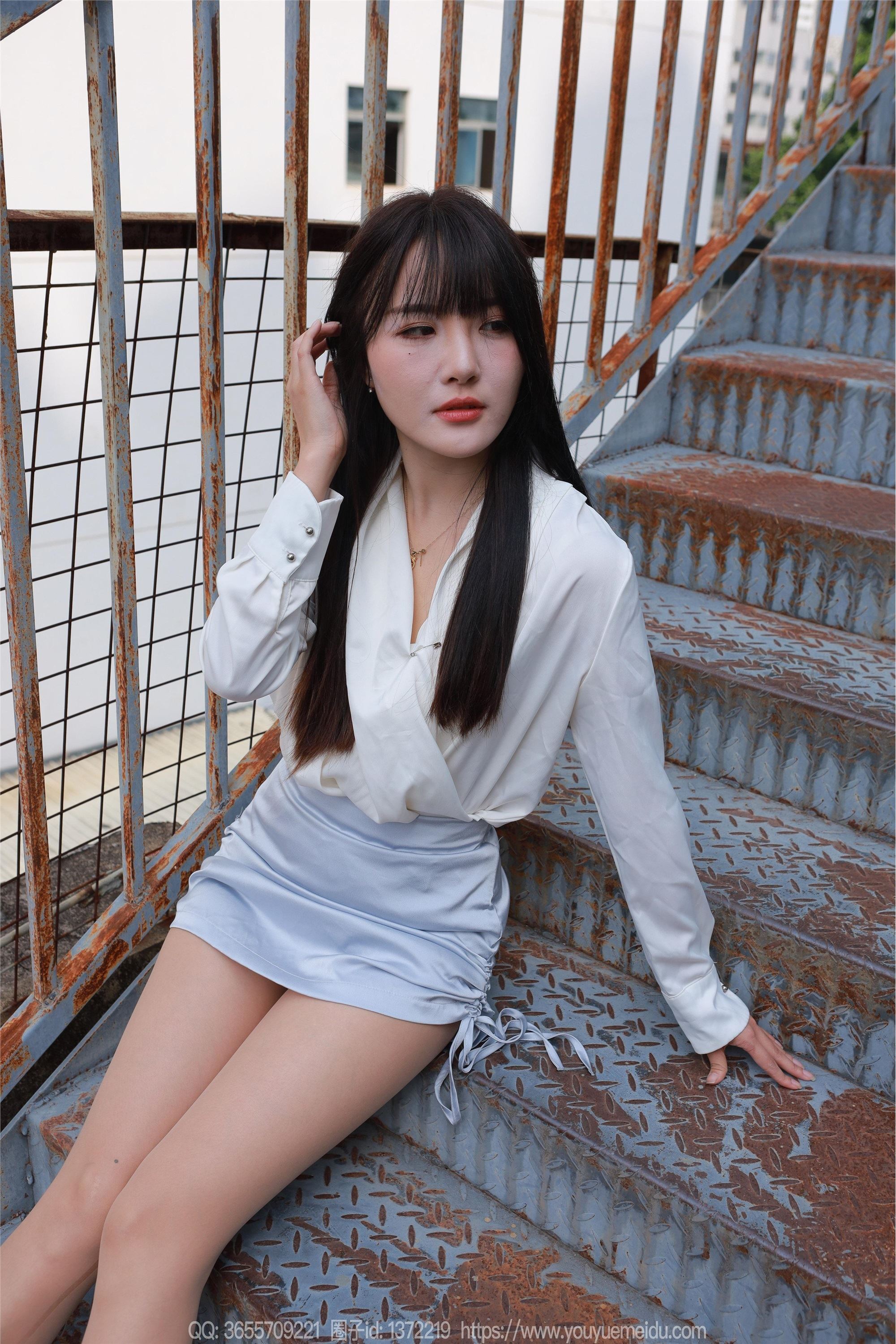 IESS异思趣向  2024.11.08 丝享家 1893 婉萍《蓝色短裙（上）》